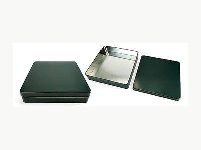 Large square green tin reference BY-SQ-015